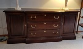 Ethan Allen Sideboard Buffet