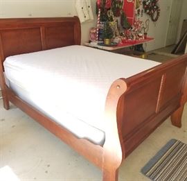 FULL Size Sleigh Bed