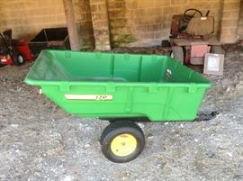 John Deere Wagon