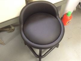 Automotive stool