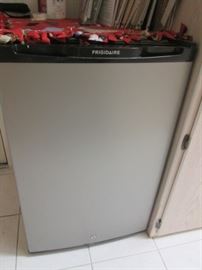 Frigidaire Bar Refrigerator