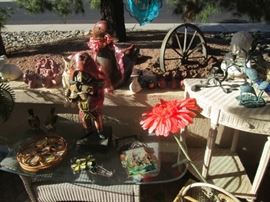 Plenty of Yard and Patio Decor and Accent Pieces