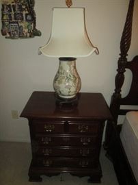 2-Nightstands
