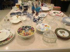 Assorted Kitchen Items