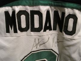 Minnesota North Stars signed Jersey.