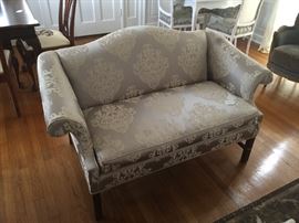 PAIR OF MATCHING LOVE SEATS