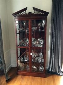 PAIR OF CONTEMPORARY MAHOGANY BREAKFRONTS MANUFACTURED FOR M. S. RAU NEW ORLEANS