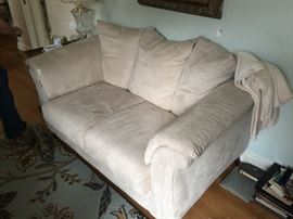 LOVELY WHITE SOFA