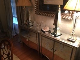 PAIR OF MIRRORED COMMODES