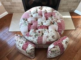 Gorgeous  ottoman 