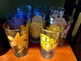 Vintage Flower Drinking Glasses