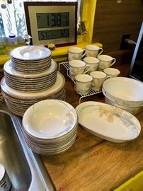 Noritake Cafe Du Jour Dishes