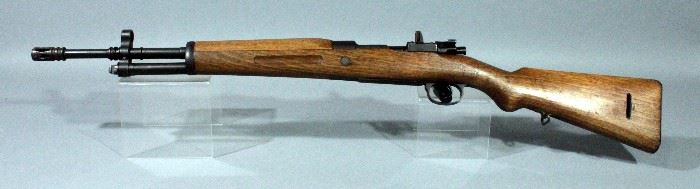 Fabrica de Armas La Croutta 1956 Spanish Mauser Bolt Action Rifle, 7.62 Cal, SN# FR8-28916