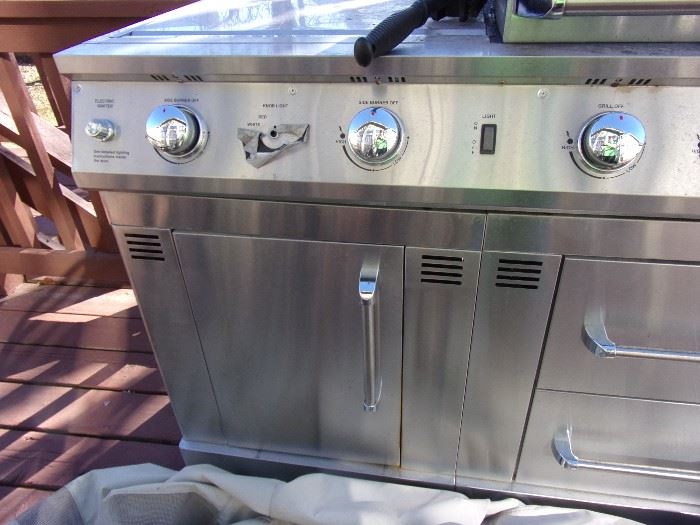 Master Forge Grill on steroids! Stainless steel to boot! Master Forge 6-Burner (73,000-BTU) Natural Gas or Liquid Propane Gas Grill with Two Side Burners - FYI $3200 new at lowes