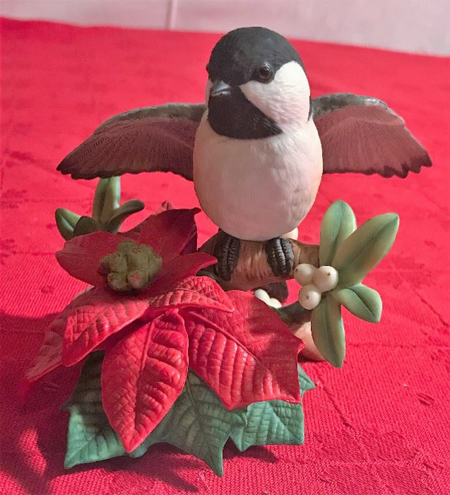  Lenox 1997 Christmas Chickadee, 1999 Tufted Titmous        http://www.ctonlineauctions.com/detail.asp?id=679952
