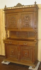3 Piece Oak Court Cupboard