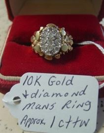 10K Gold & Diamond Man's Ring - Approx. 1 cttw
