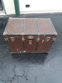 Vintage travel chests 