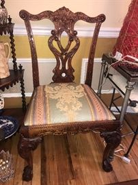 8 Dining Room Chairs 