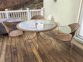 Outdoor Rattan Table & Chairs