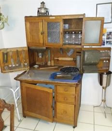 Complete Hoosier Cabinet (Will not separate pieces)