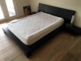 Platform Bed & 2 Nightstands - Queen | Espresso