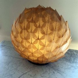 Art Deco Leaf Patterned Lamp