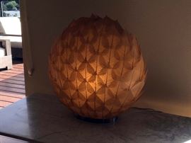 Art Deco Leaf Patterned Lamp