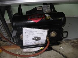  5 gal/125 PSI Black & Decker Air Compressor