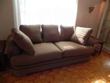 LIVING ROOM SOFA W/ ACCENT PIPING