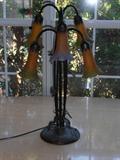 TIFFANY STYLE LAMP