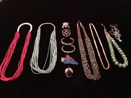 Santo Domingo heishi necklaces, Nellie Tenorio and Dan Dodson