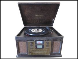  Crosley record to CD recorder and radio and cassette player