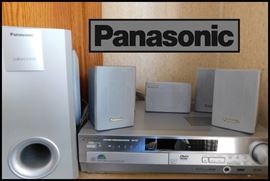  Panasonic CD DVD home theatre sound system