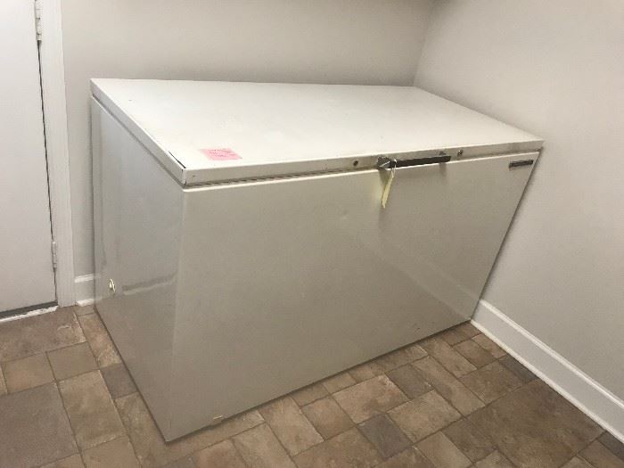 #1	appliance	GE 5 foot chest freezer 	 $100.00 
