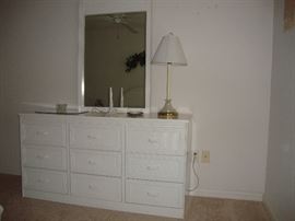 9 drawer dresser with mirror