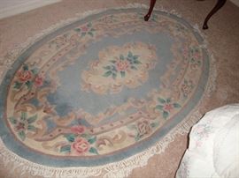 Oval carpet