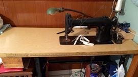 Industrial Vintage Singer Sewing Machine 