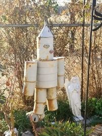 TIN MAN for your Yard