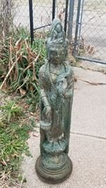 YARD STATUES