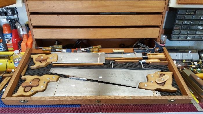 vintage disston saws and loads of other amazing toools! 