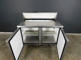 True TSSU-48-12-HC, 48" 2 Door Sandwich / Salad Pr ...