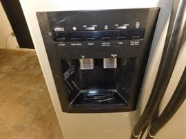 Samsung Side By Side Refigderator Plugged In Cools