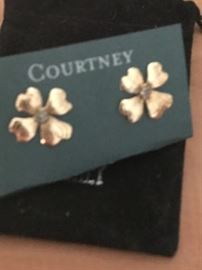 Dogwood earrings