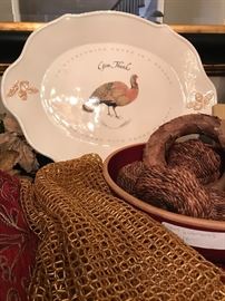 Lovely turkey platter in excellent condition.
