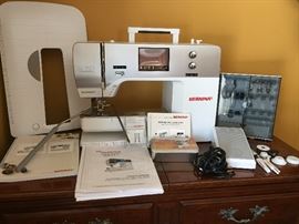 Bernina Sewing Machine - Bernina 750 QE