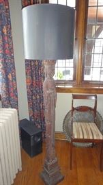 Queen/mid evil times Lamp