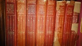 Leather bound Shakespeare set , Antique Shakespeare (8 volumes, 1903 edition)