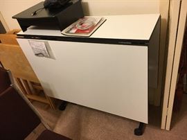 Fold out crafts table