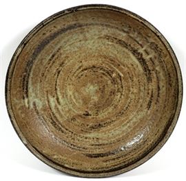 #1337 - OAK PACKARD POTTERY CHARGER, DIA 15''